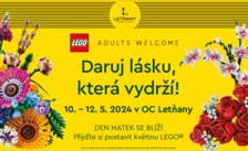Den matek s květinami LEGO - OC Letňany
